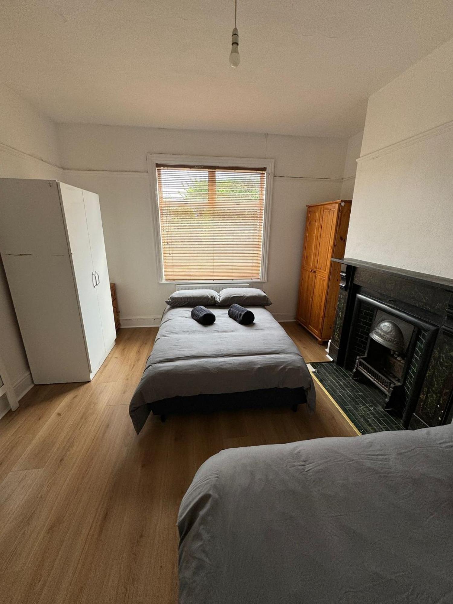 Very Nice Triple Room At 2 Iveragh Rd-5 Dublin Exterior foto